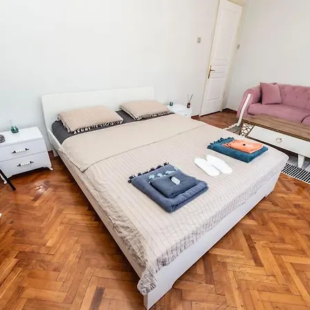 Διαμέρισμα Kadikoey'de 4+1 12 Kisilik Κωνσταντινούπολη